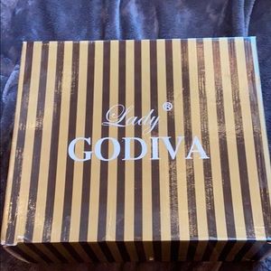 Lady Godiva heels
